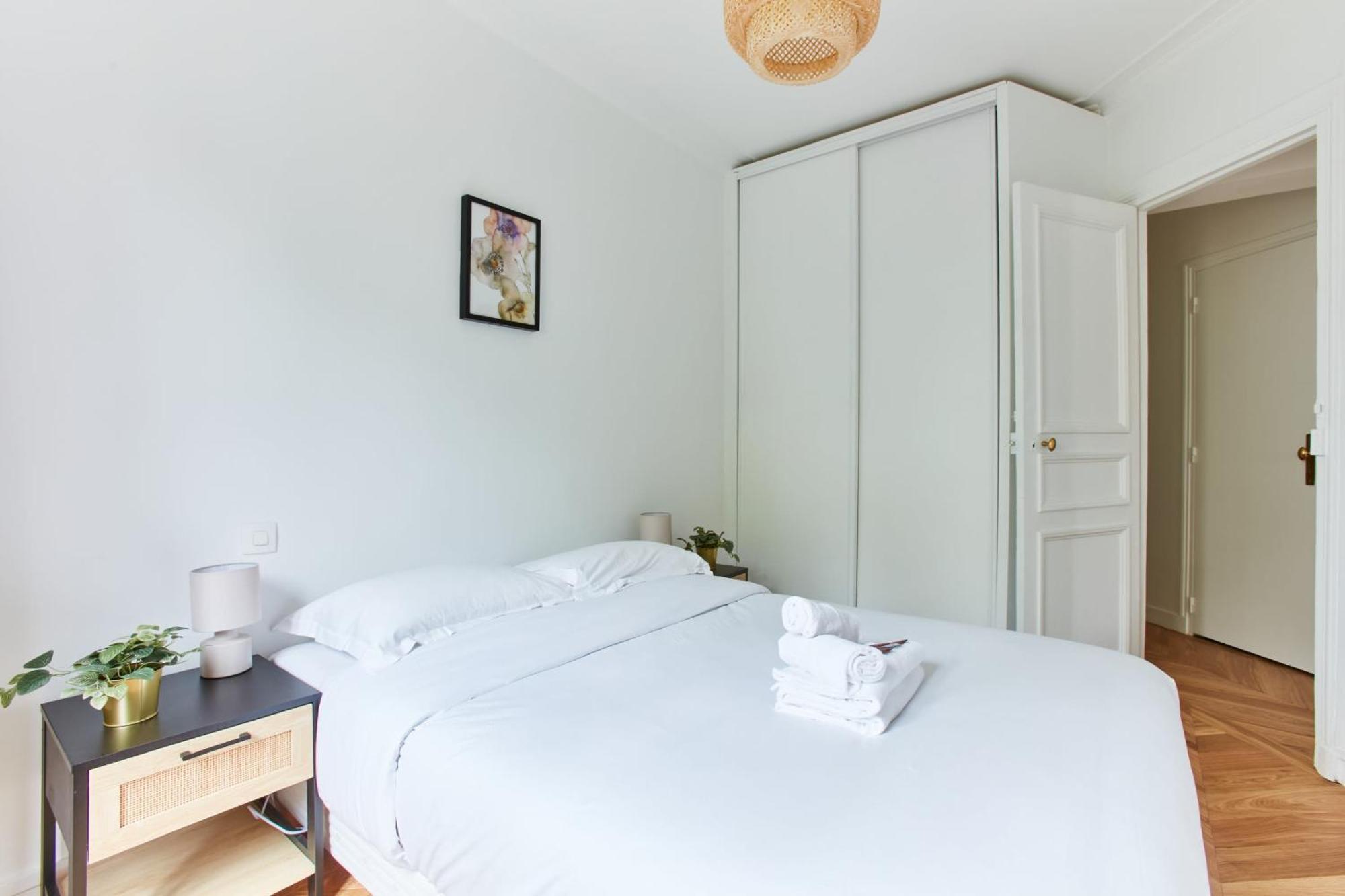 Montmartre - 1Br - Cityapartmentstay Paris Luaran gambar