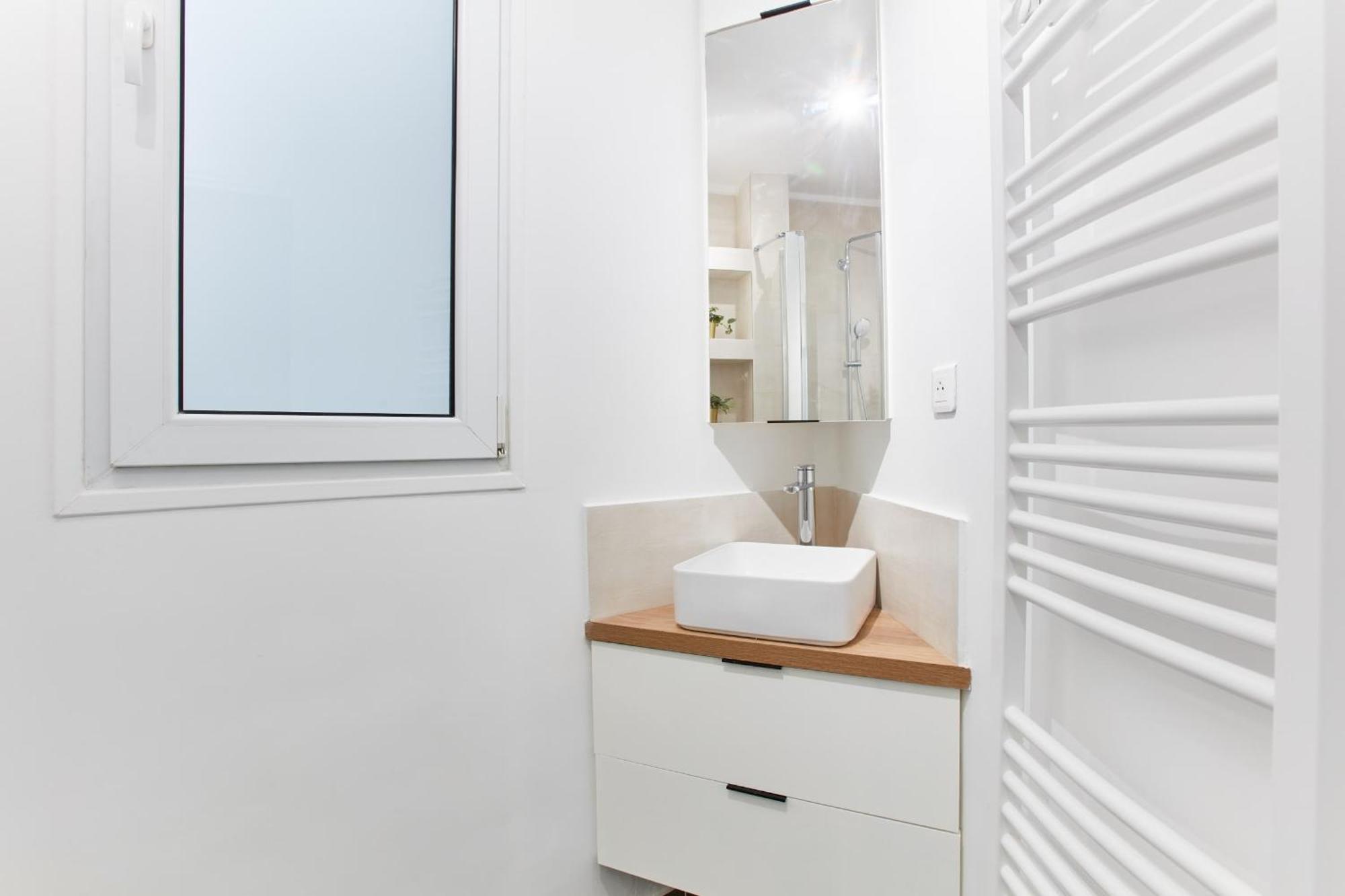 Montmartre - 1Br - Cityapartmentstay Paris Luaran gambar